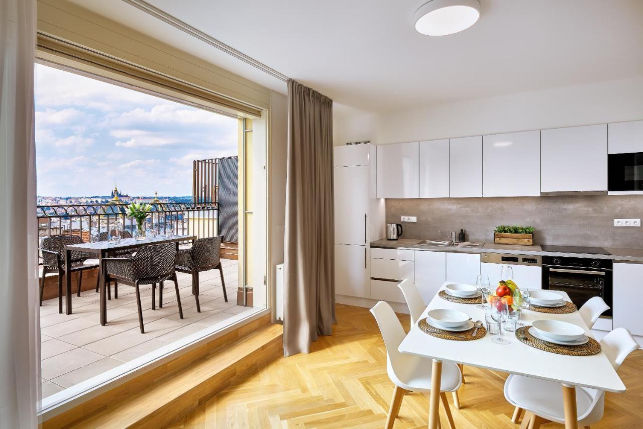 Downtown Suites Rubesova Prága Kültér fotó