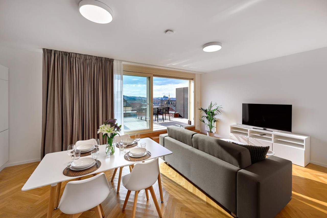 Downtown Suites Rubesova Prága Kültér fotó